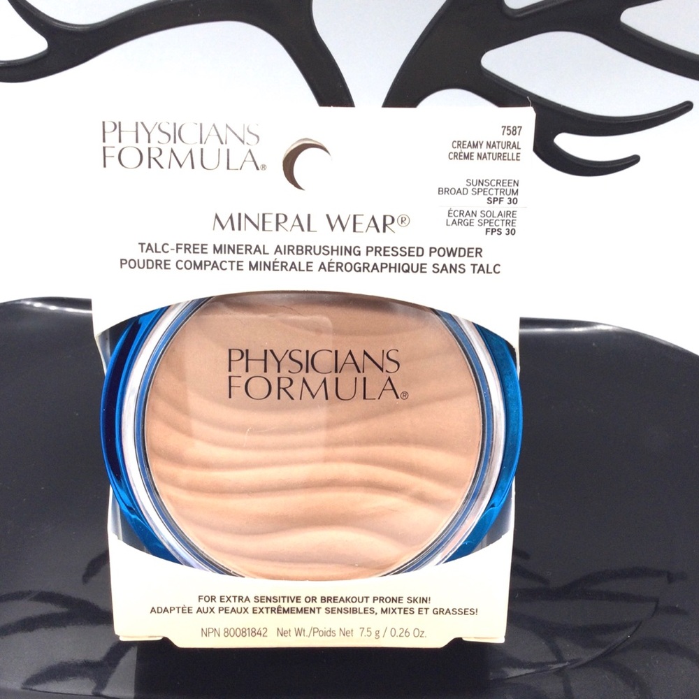 Physicians Formula Mineral Wear Pressed Powder. New